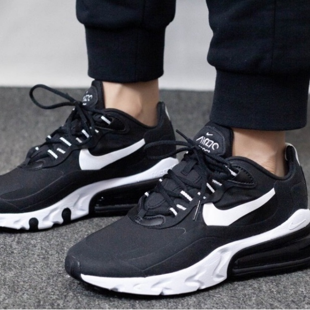 Women’s Nike Air Max React 270